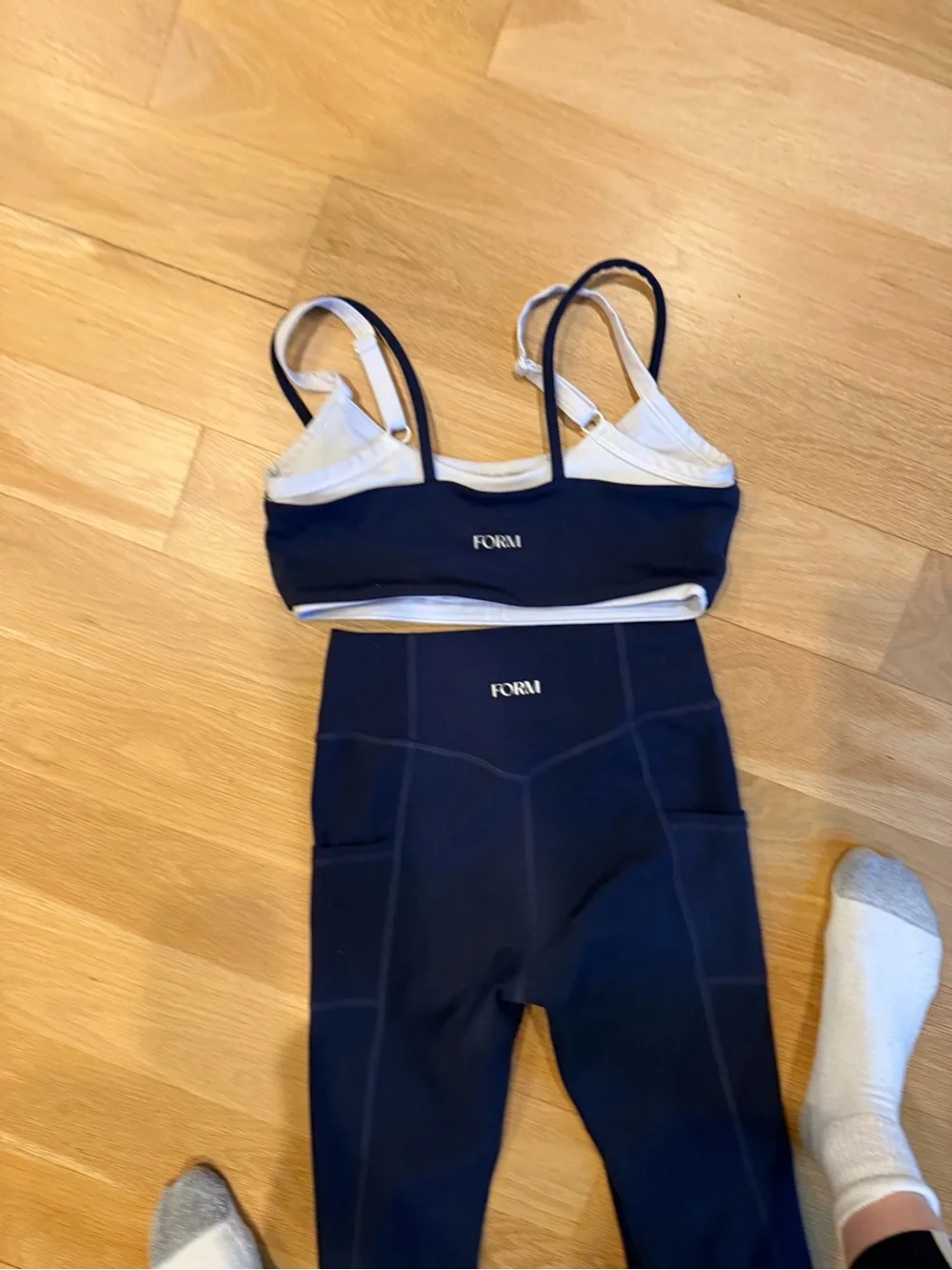 FORM double layer workout set